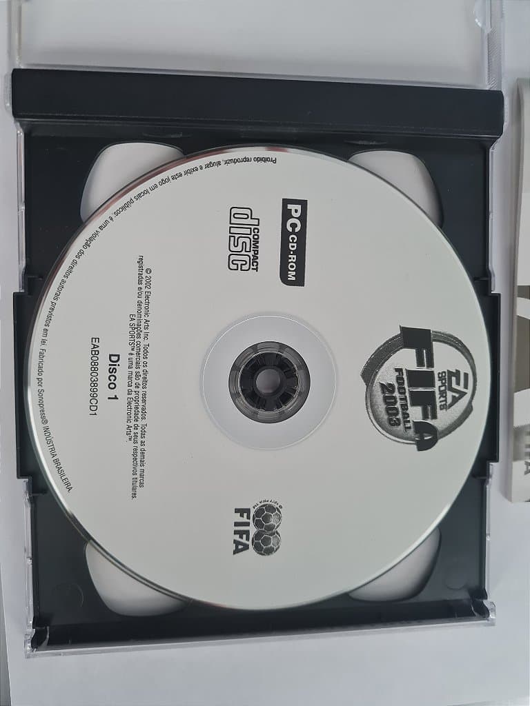 Jogo para PC FIFA 2003 Com manual  Original – imagem 3