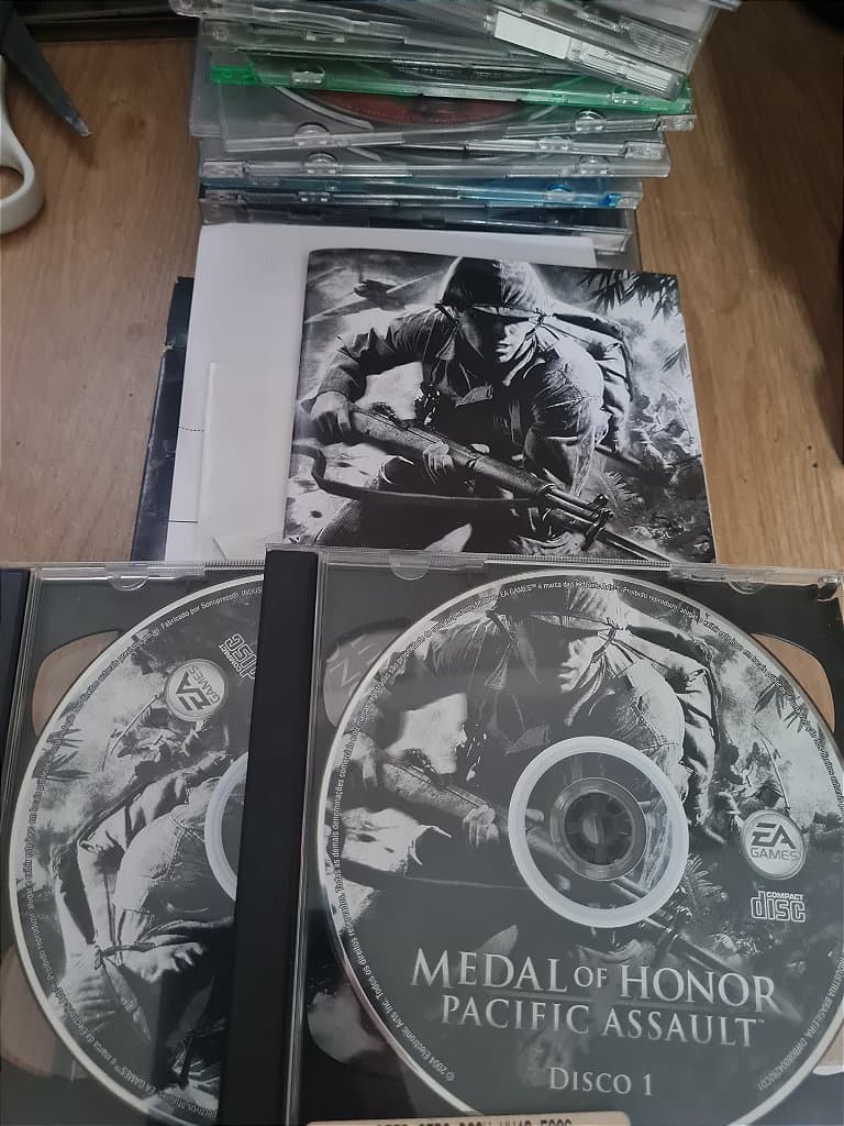 Jogo para PC Medal of Honor: Pacific Assault Big Box Original – imagem 4