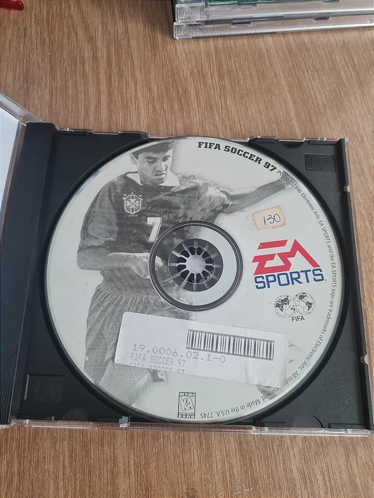 Jogo para PC FIFA Soccer 97 Original – imagem 2